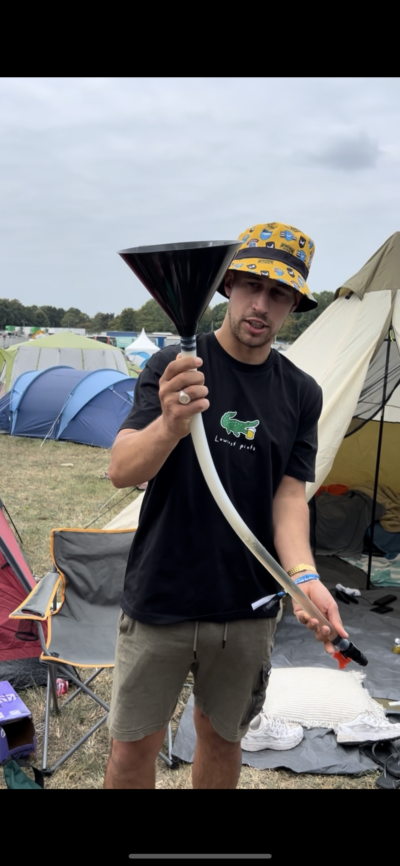 Lowcost pints tee