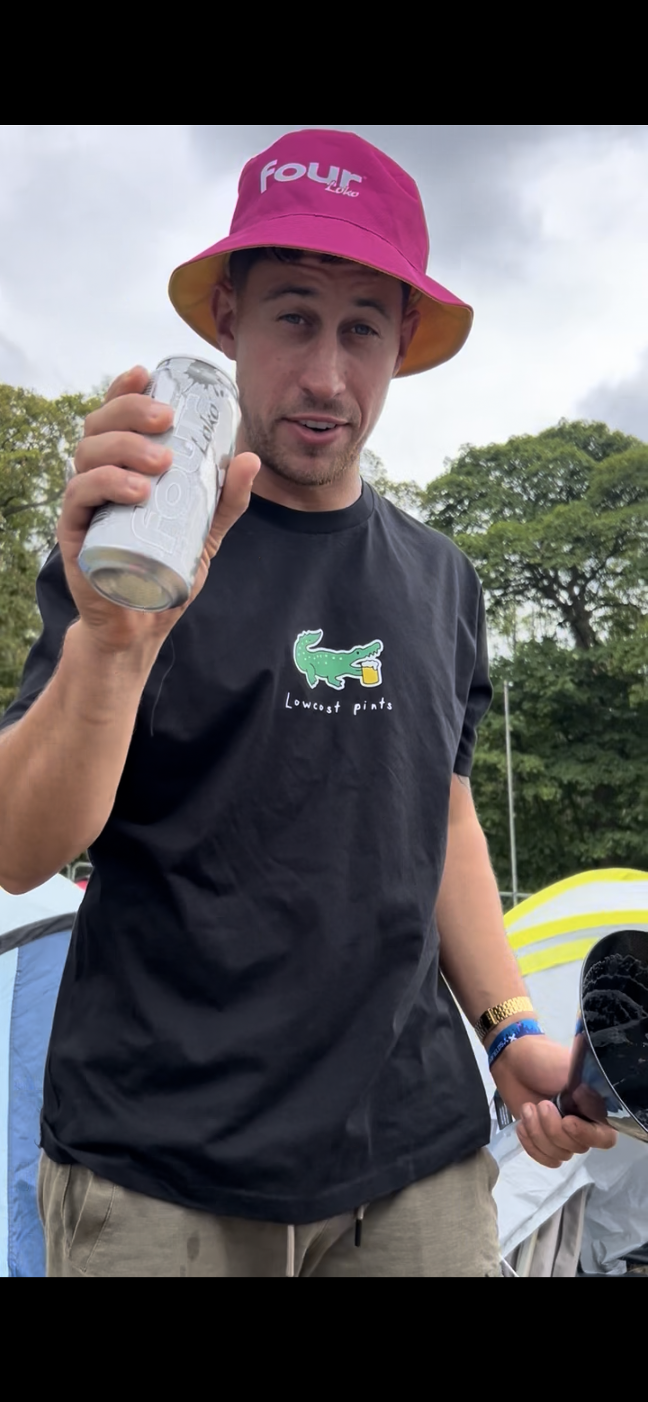 Lowcost pints tee